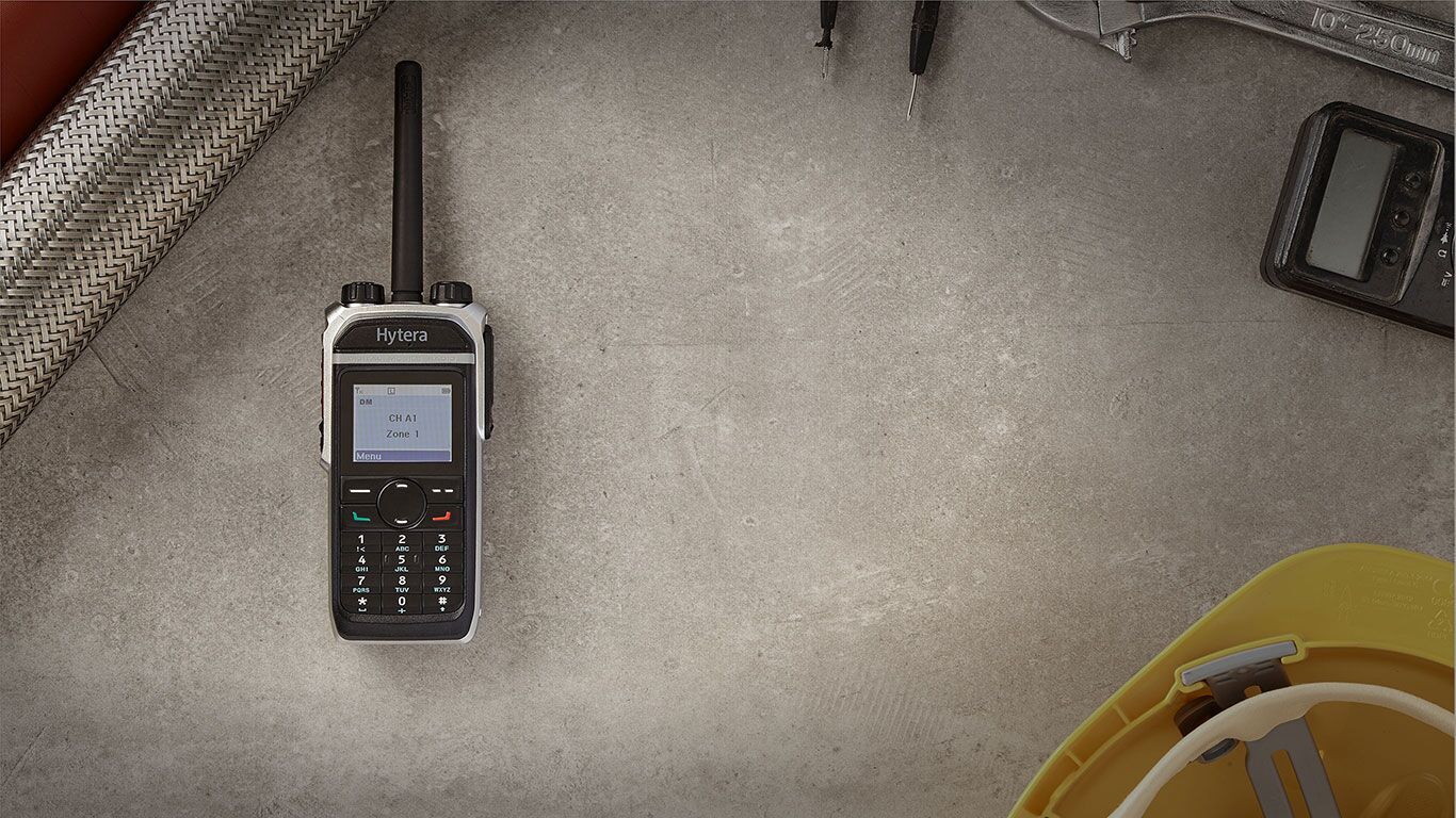 Hytera PD685G Digital Two-Way Radio - Image 7