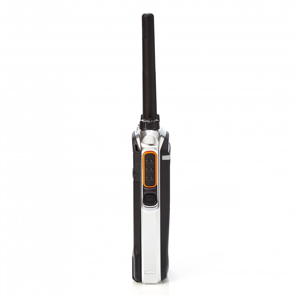 Hytera PD665G Digital Two-Way Radio - Image 3