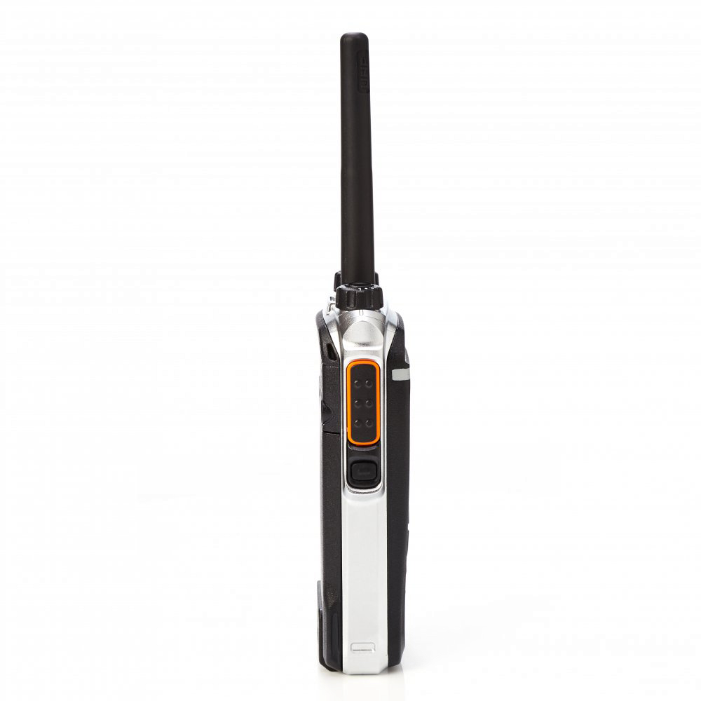 Hytera PD685G Digital Two-Way Radio - Image 3